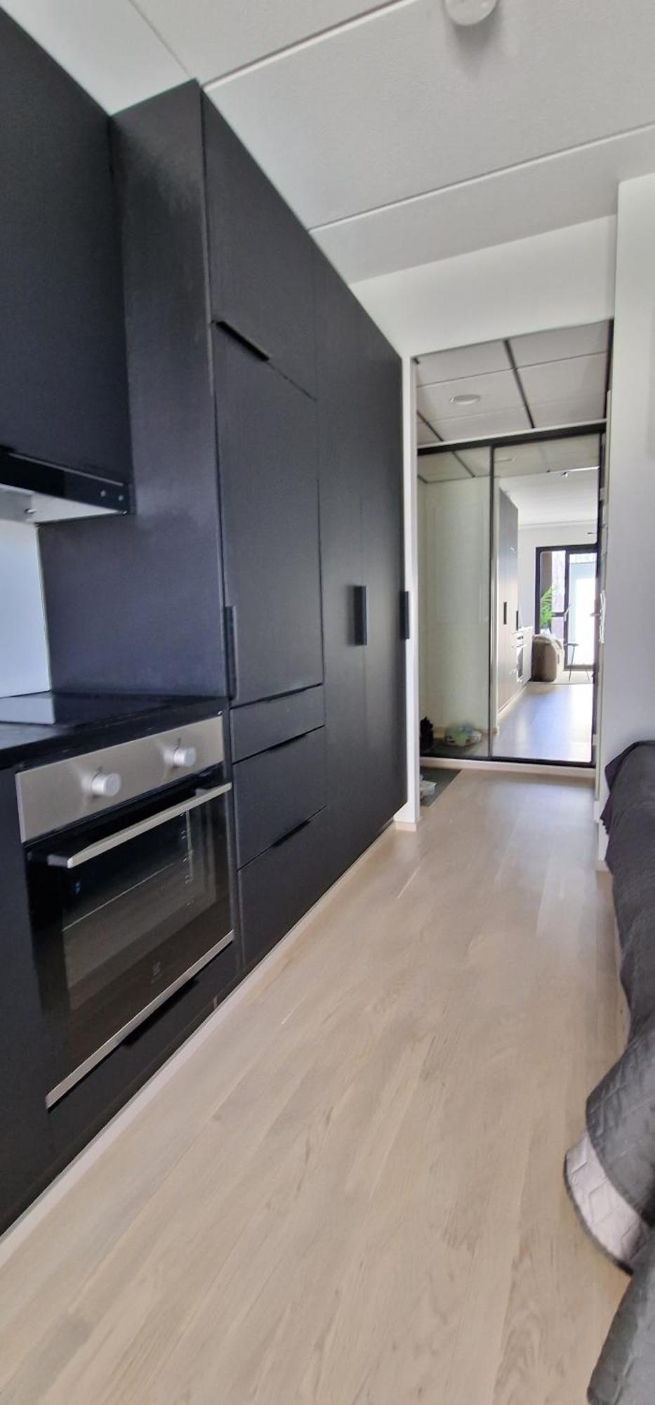 Modern Apartment Near Tampereen Messukeskus, With Own Private And Free Parking Buitenkant foto