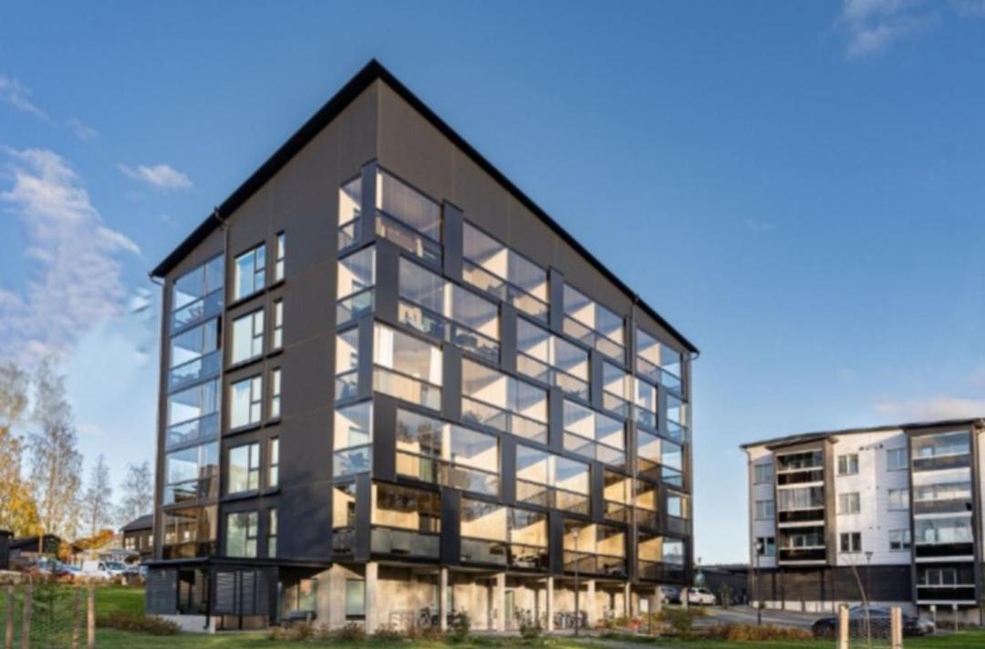Modern Apartment Near Tampereen Messukeskus, With Own Private And Free Parking Buitenkant foto