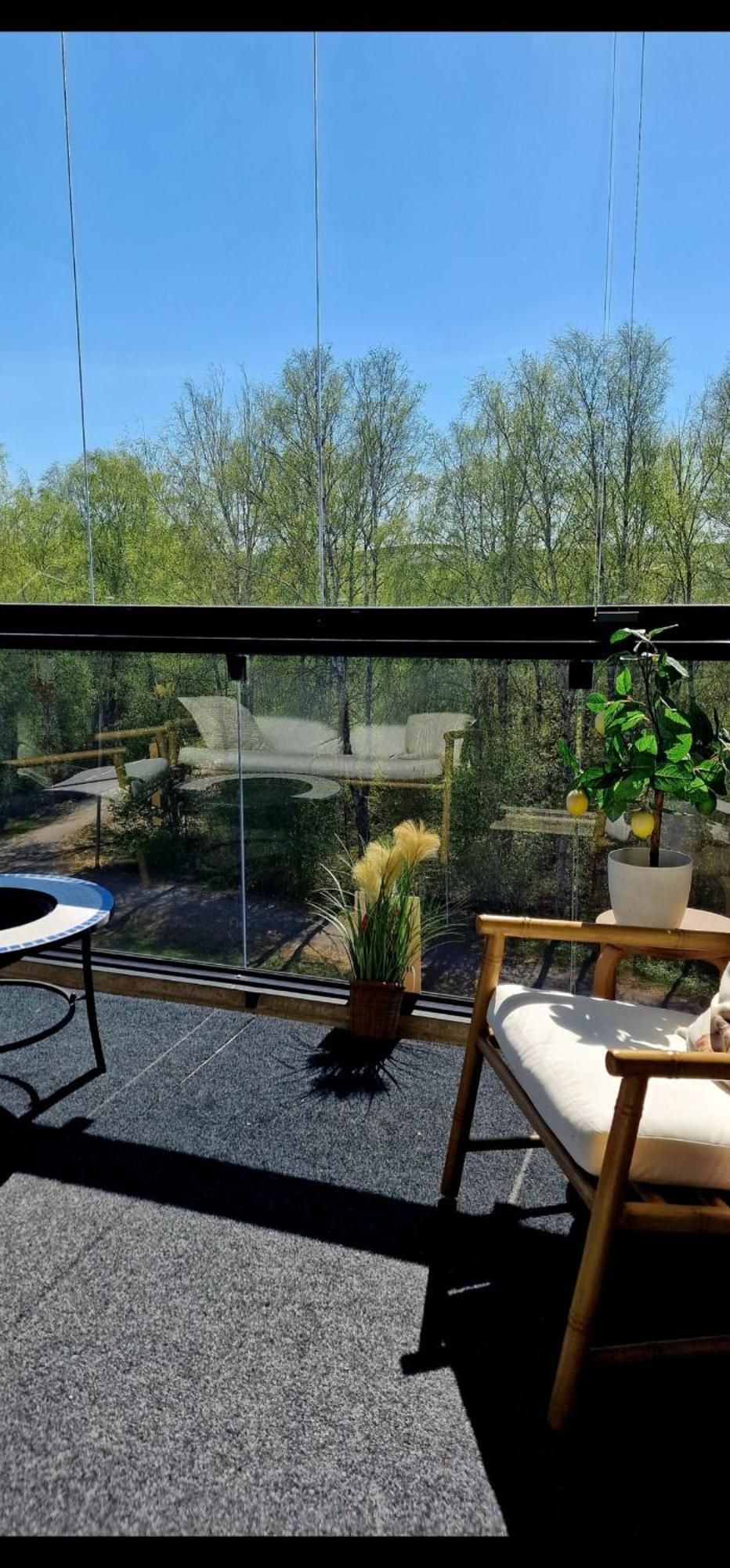 Modern Apartment Near Tampereen Messukeskus, With Own Private And Free Parking Buitenkant foto